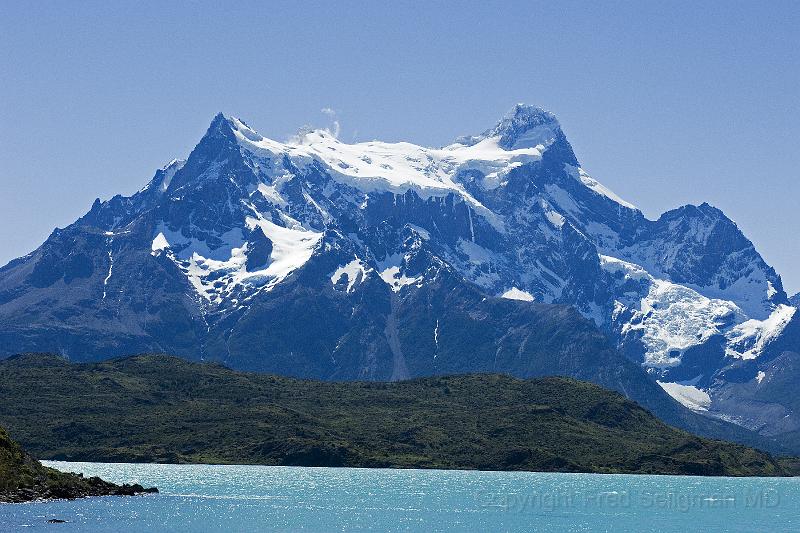 20071213 155651 D2X 4200x2800.jpg - Torres del Paine National Park
